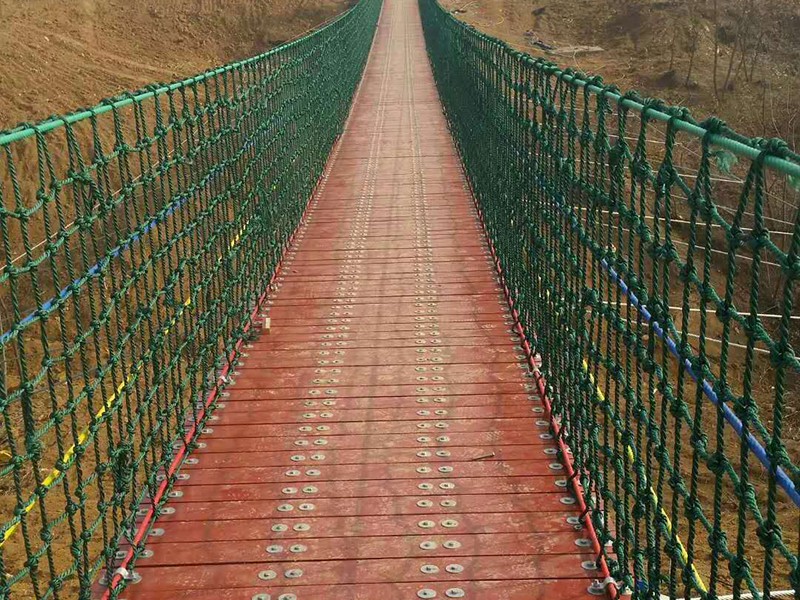 木質(zhì)吊橋